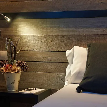 Ξενοδοχείο Parada 3*