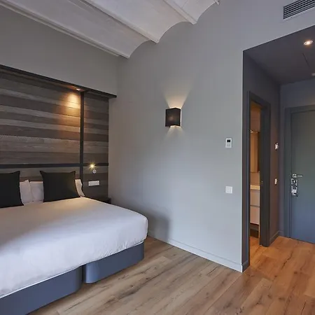 Parada Hotel 3*